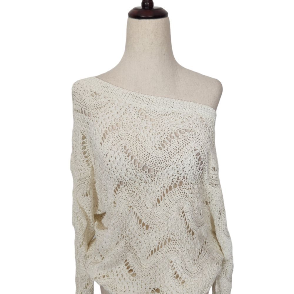 Lilly Pulitzer White Open Knit Ofd Shoulder Sweater Medium Large - Picture 4 of 11